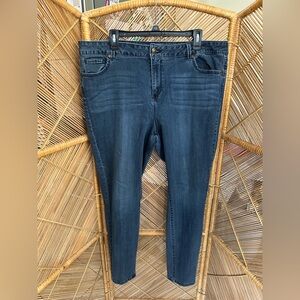 Jones New York Classic Blue Skinny Jeans